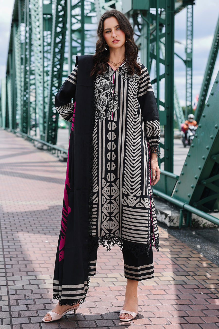 Charizma CCW6-01 Online Shopping