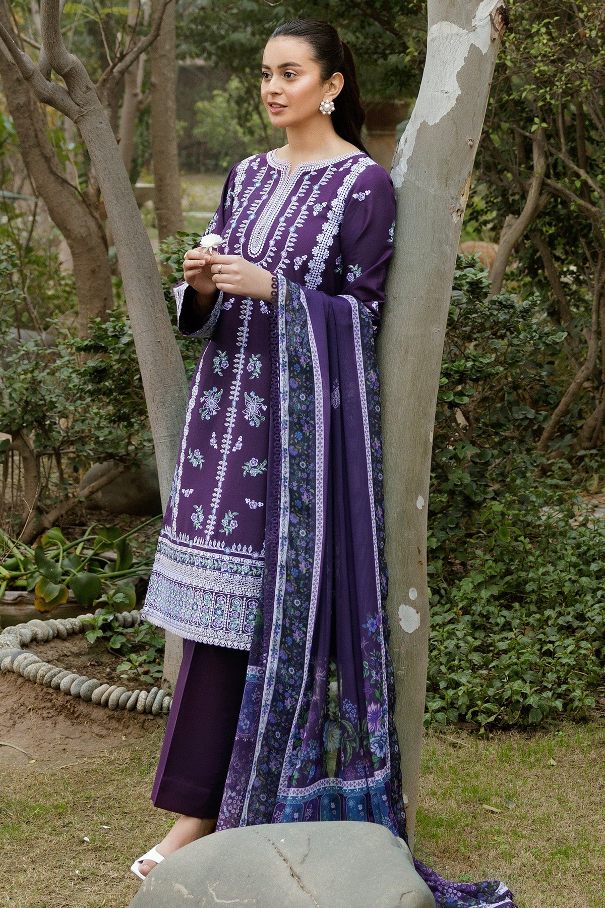 Farasha Regal Iris Online Shopping
