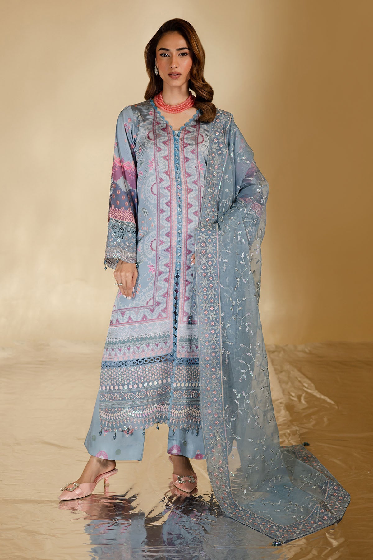Nureh S - 23 Online Shopping