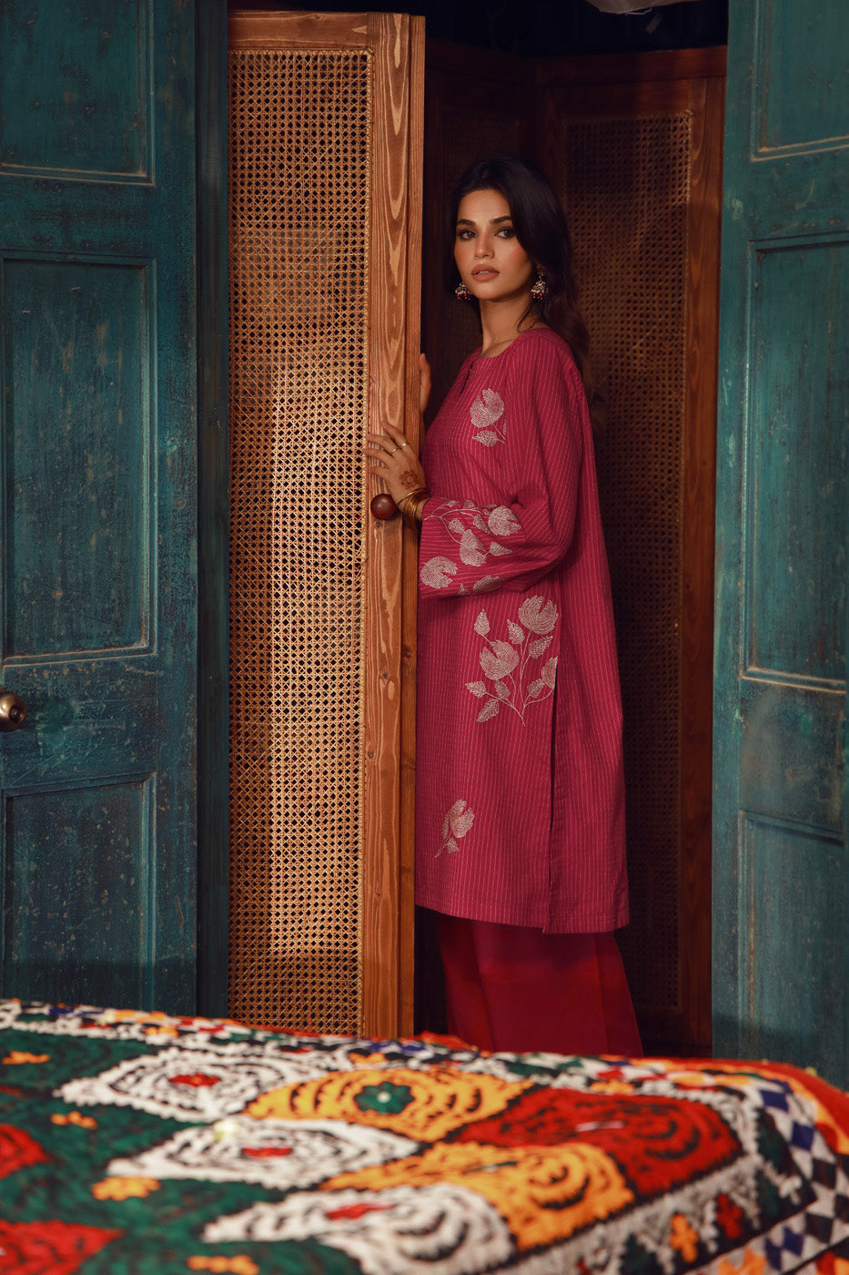 Alkaram Studio GFSU6077-Red Online Shopping