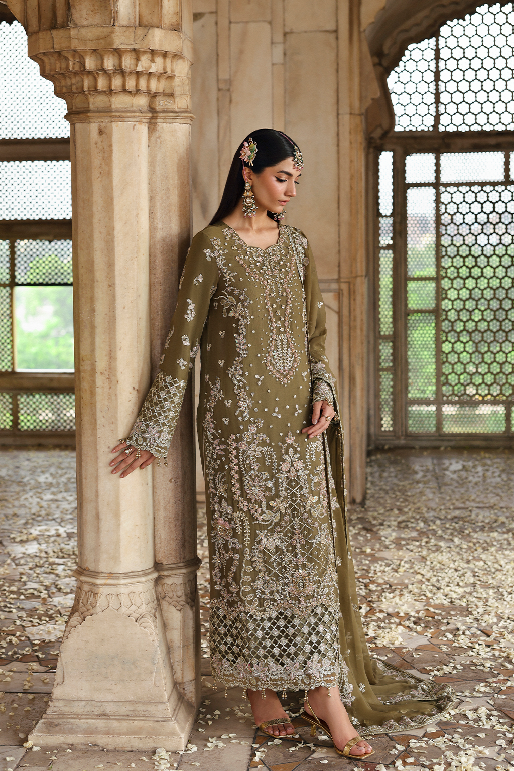 Emaan Adeel Olivea Online Shopping