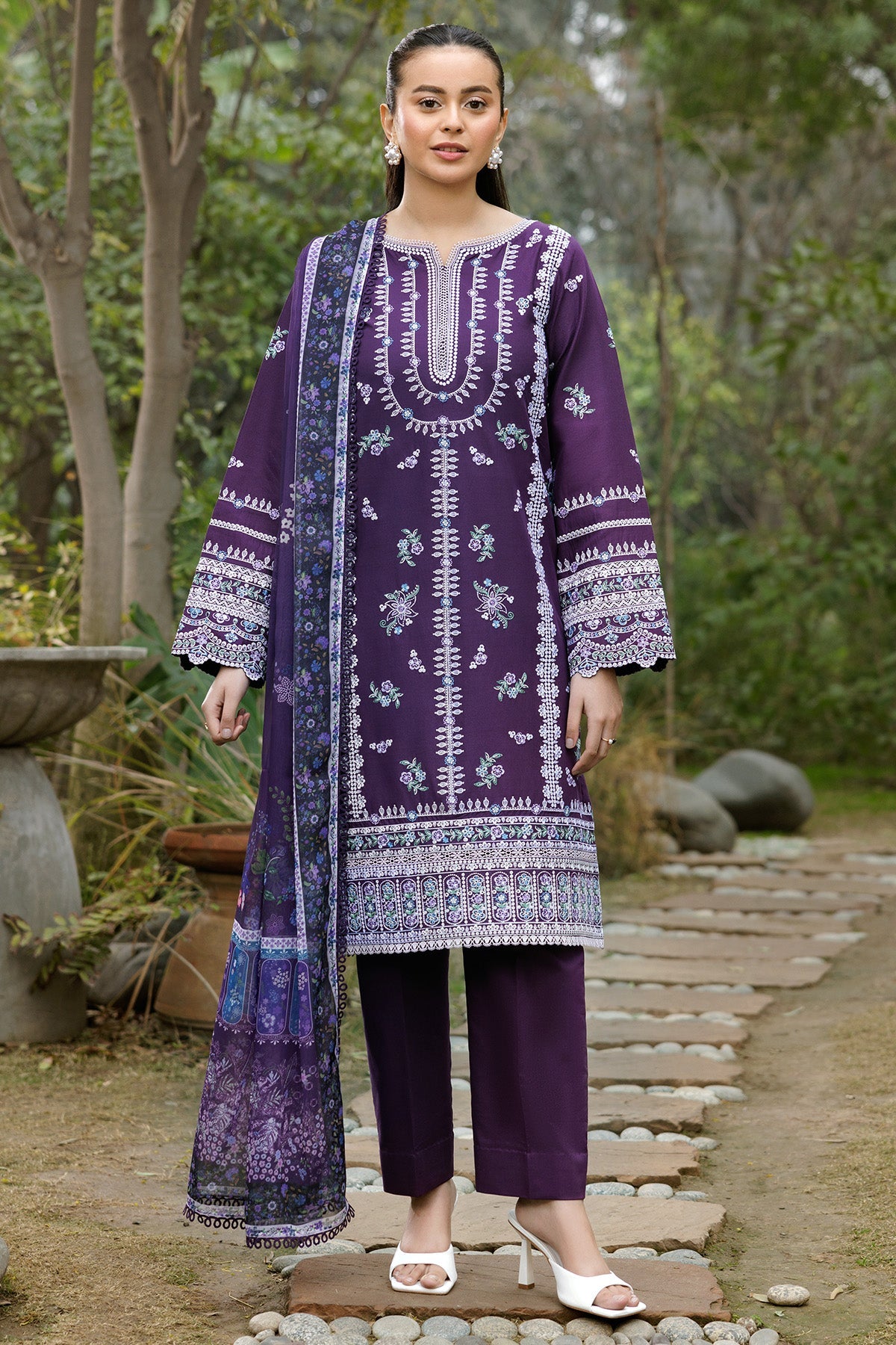 Farasha Regal Iris Online Shopping