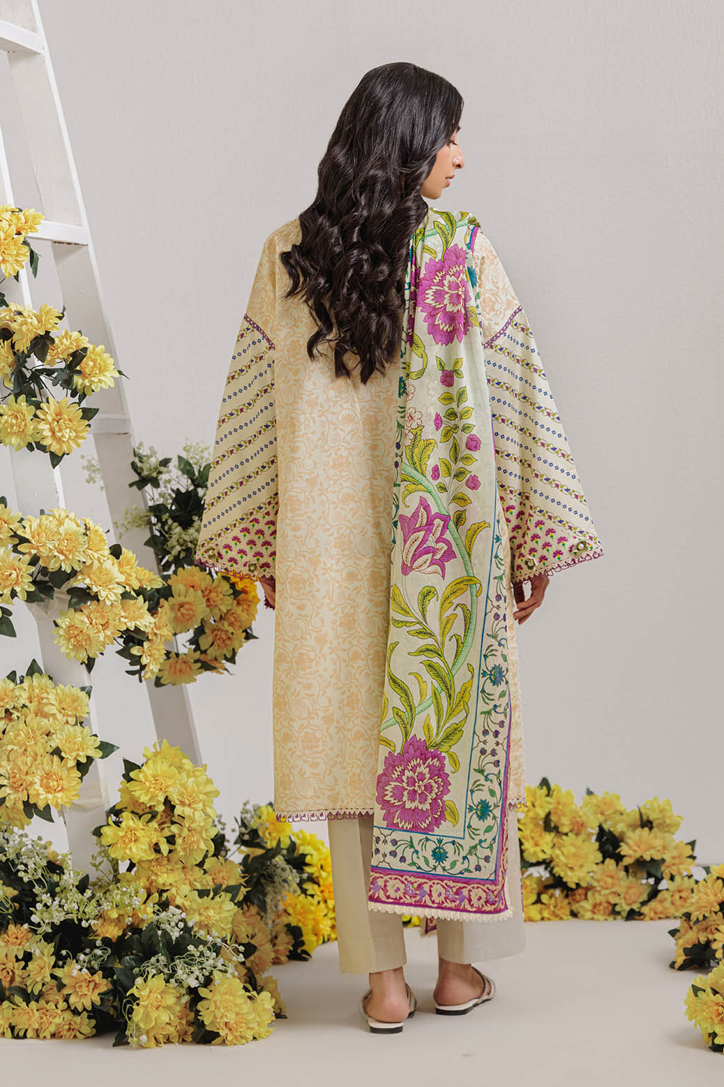 Bonanza Satrangi Mughal Muse - 2 PC (WU25SD2014) Online Shopping