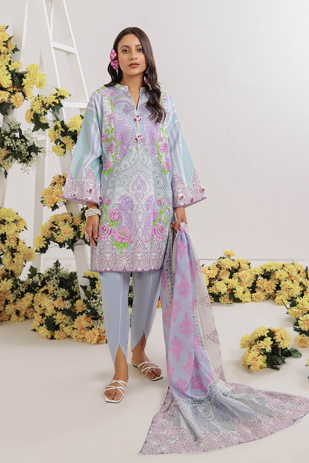 Bonanza Satrangi Whimsical - 3 PC (WUS25P3037) Online Shopping