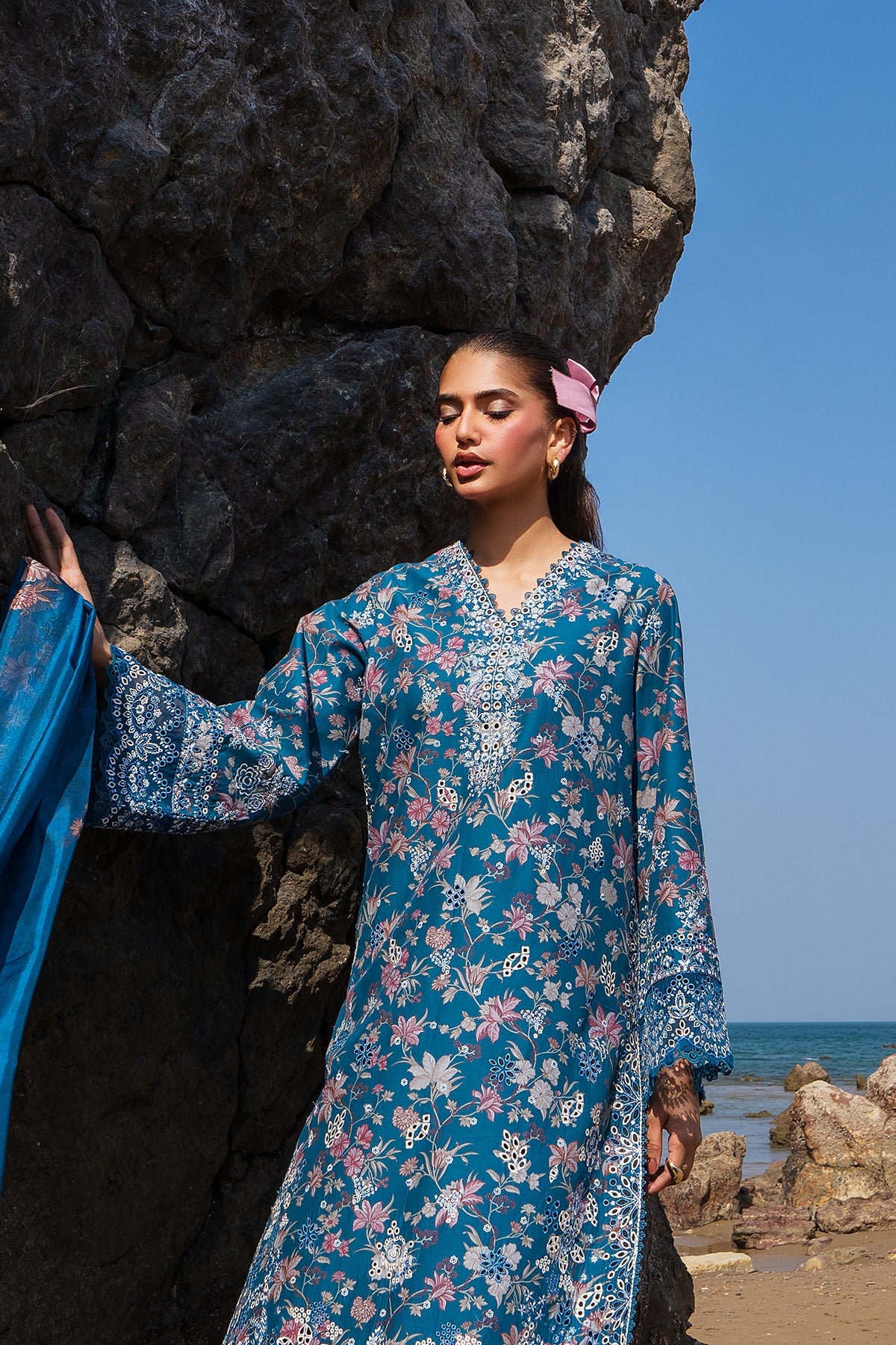 Afrozeh Noa Online Shopping