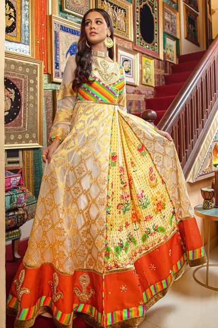 Zahra Ahmed RC-1995 Luxury Pret 2020