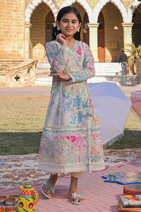 Ansab Jahangir Liyanna - Girl Online Shopping