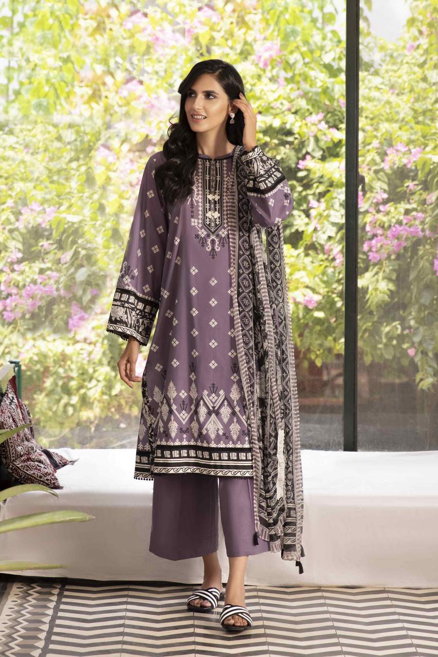 Estrella Sapphire Intermix Collection 2021