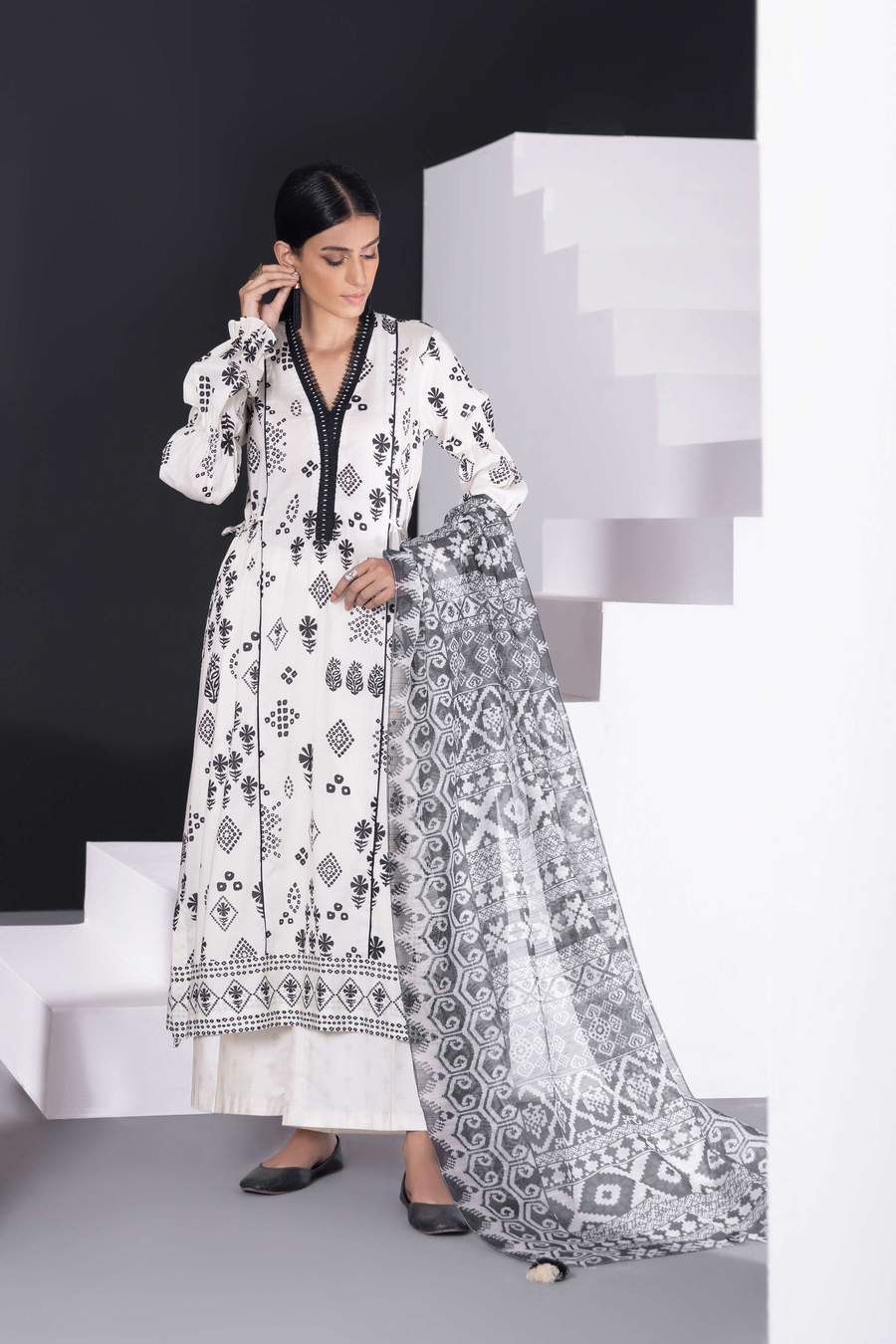 Sapphire Adalynn Lawn Volume 5 2021