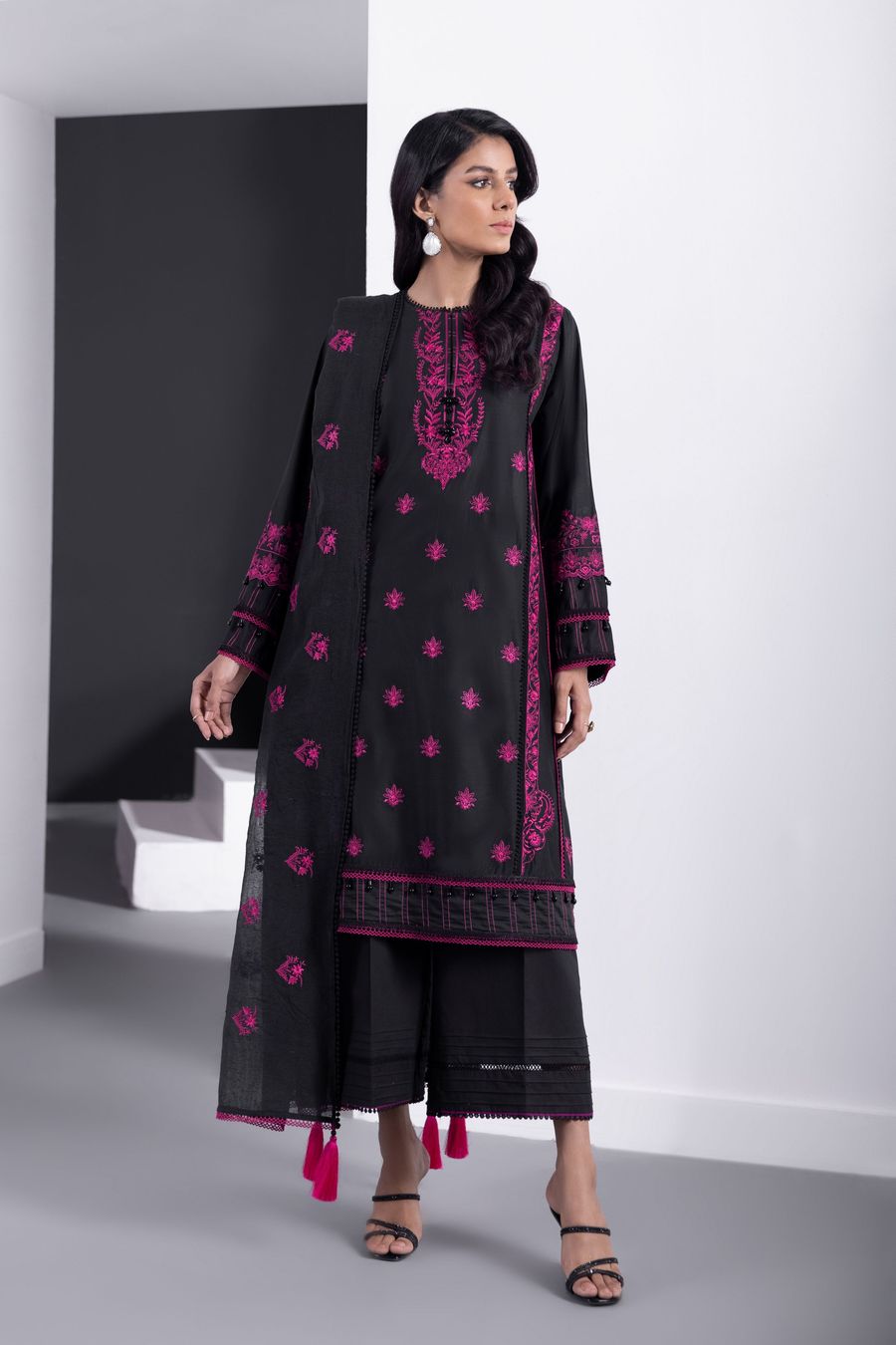 Sapphire Pure Allure Lawn Volume 5 2021