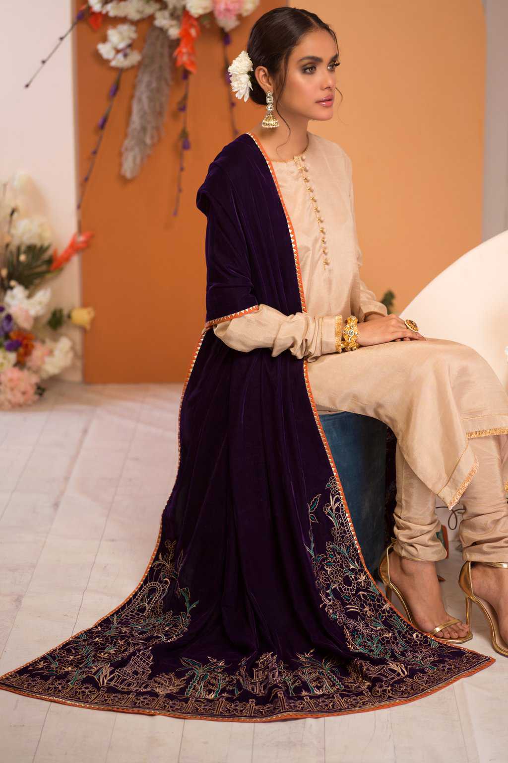 Zaaviay Vaadi - Shawl Only Bagh-E-Makhmal 2021