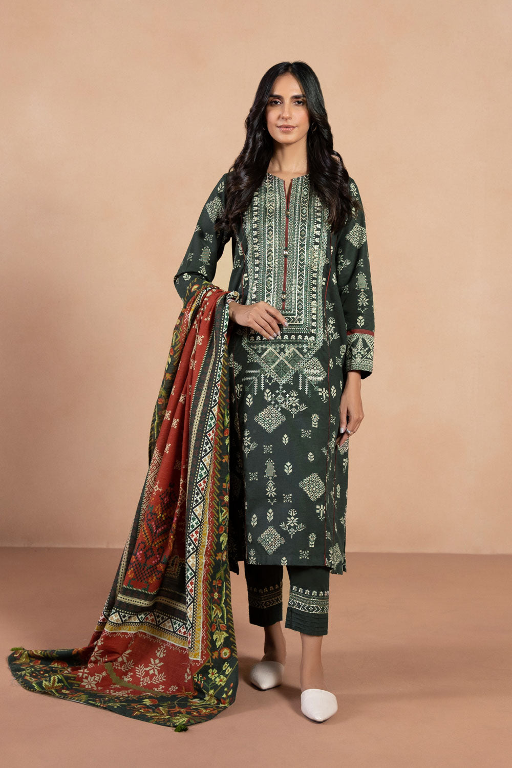 Sapphire 3CE DY22V12 3 1 3 Piece - Embroidered Khaddar Suit Winter Vol 1 RTW 2022 Online Shopping