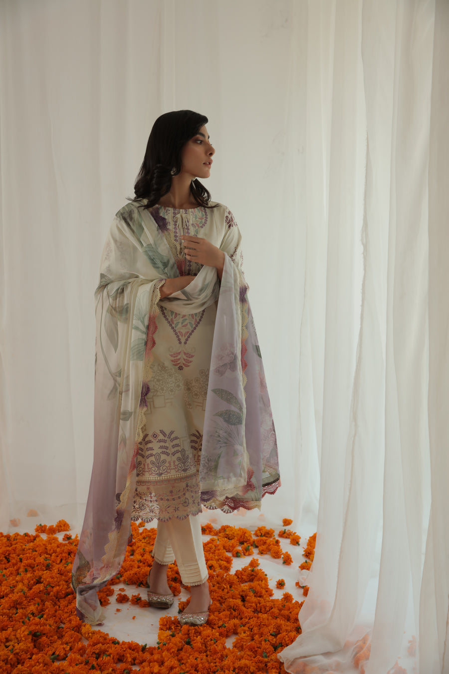 Aabyaan Zarmina (AA-07) Aarzu Luxury Lawn 2022 Online Shopping