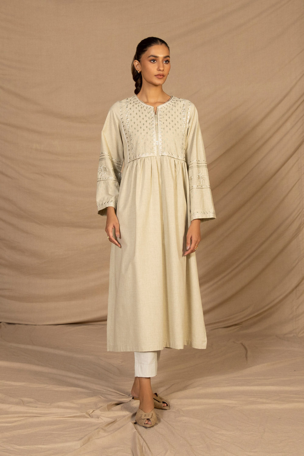 Sapphire PRE CL22V12 1 1 Embroidered M?lange Frock Winter Vol 1 RTW 2022 Online Shopping