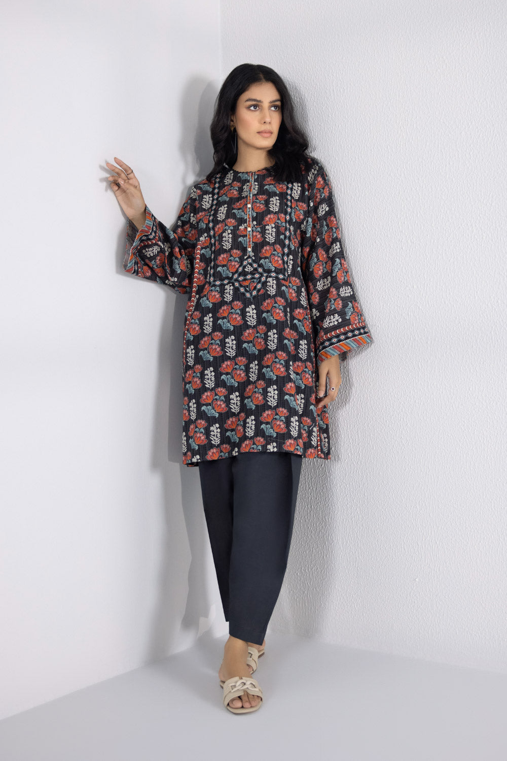 Sapphire U1 DAYZ23V1 4 1 Day To Day Khaddar I 2022 Online Shopping