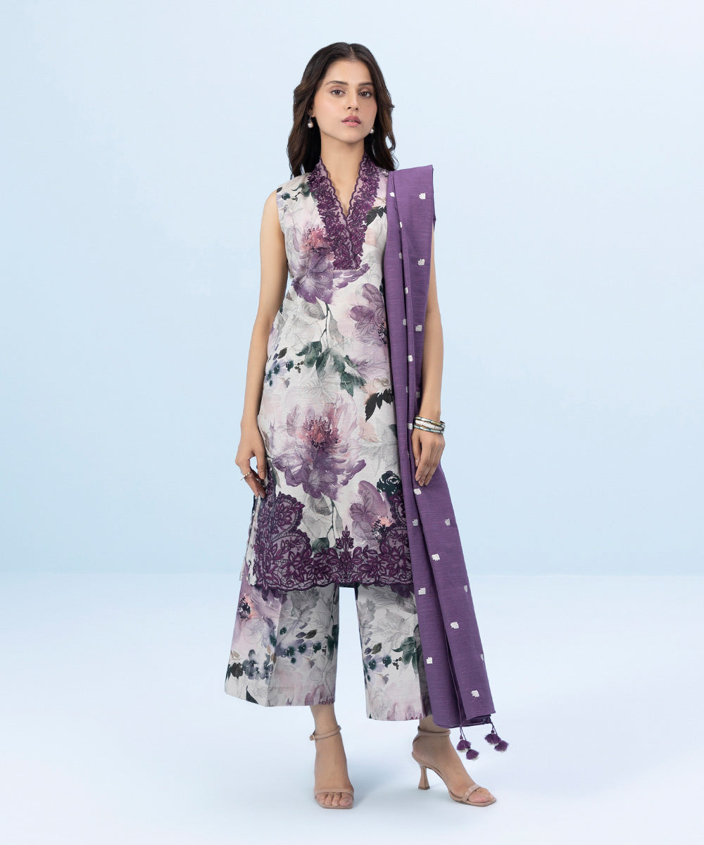 Sapphire U2DE-SG23V9-2 3 Piece Embroidered Khaddar Suit Winter Collection Online Shopping