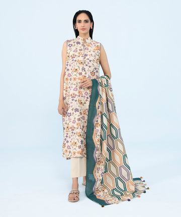 Sapphire U3P-DY23V7-18 3 Piece Printed Khaddar Suit Winter Collection Online Shopping