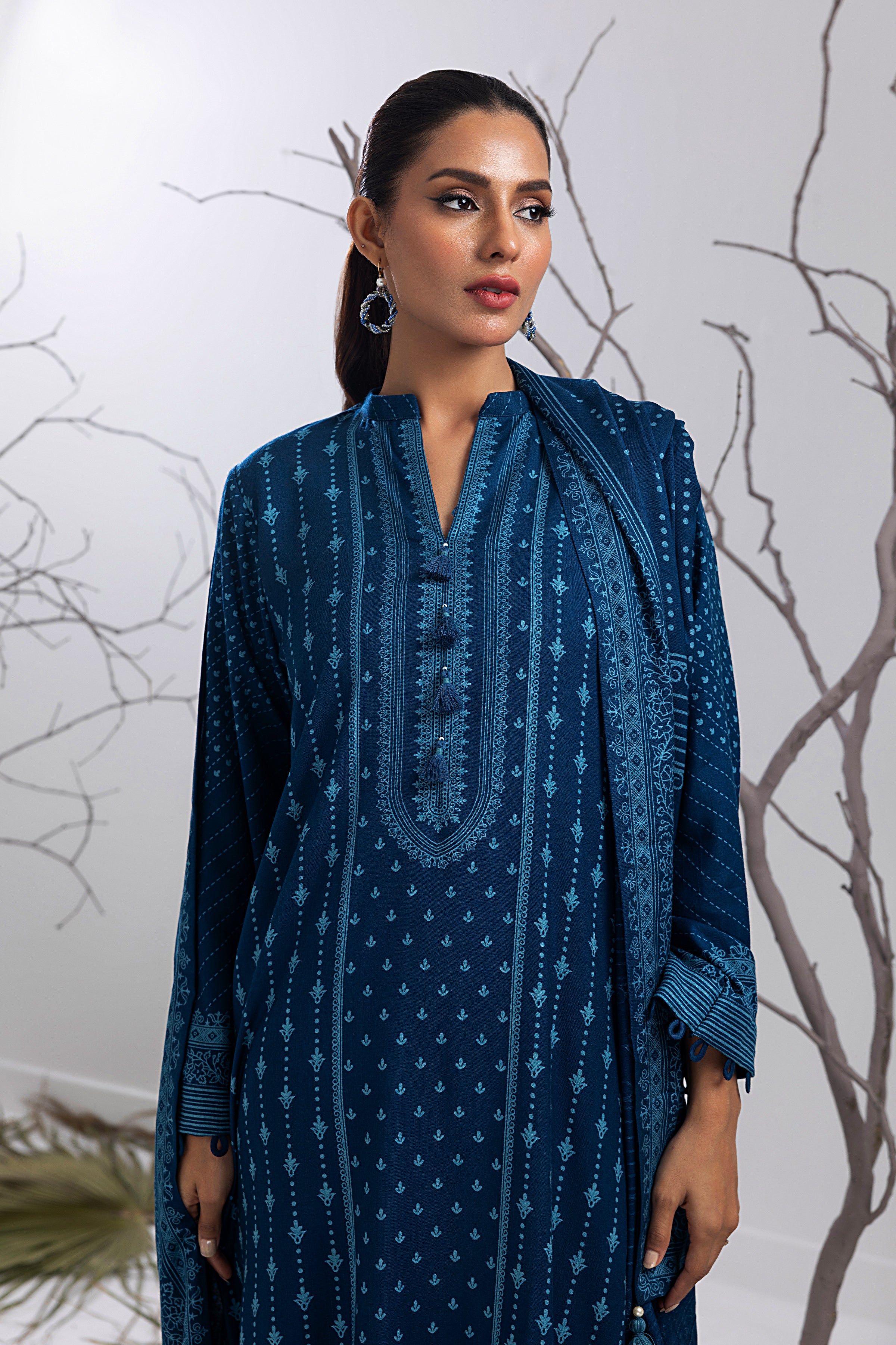 LSM Lakhany LG-SR-0153-C Winter Cashmi Vool Prints Online Shopping