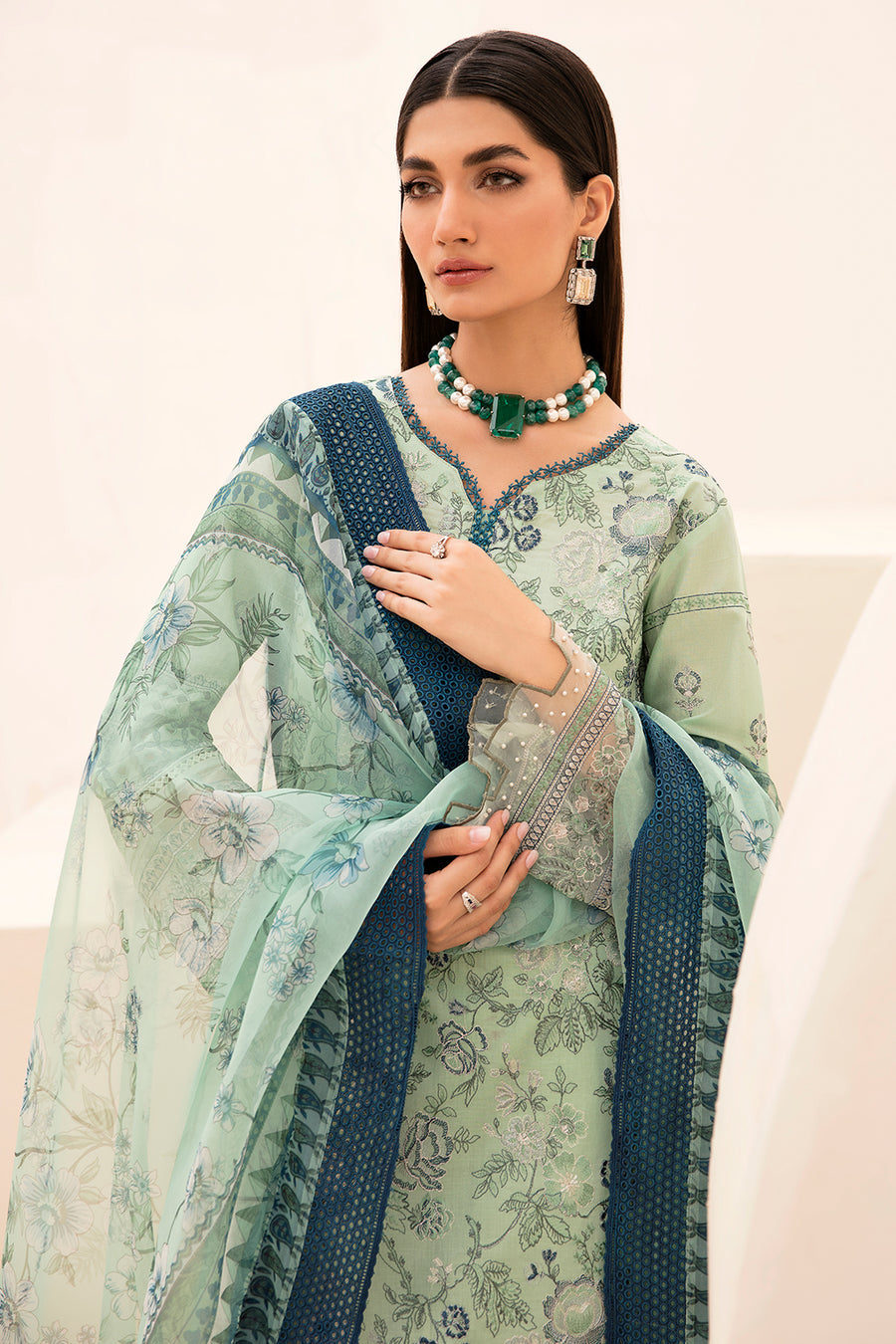 Ramsha Z-708 Andaaz Lawn Collection Online Shopping