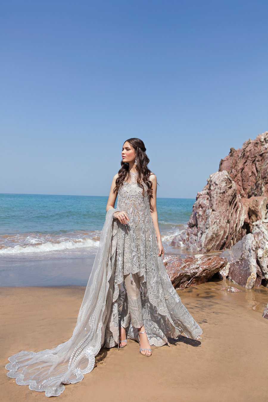 Zendaya Metallic-silver Reign Amiraa Luxury Formal 2021