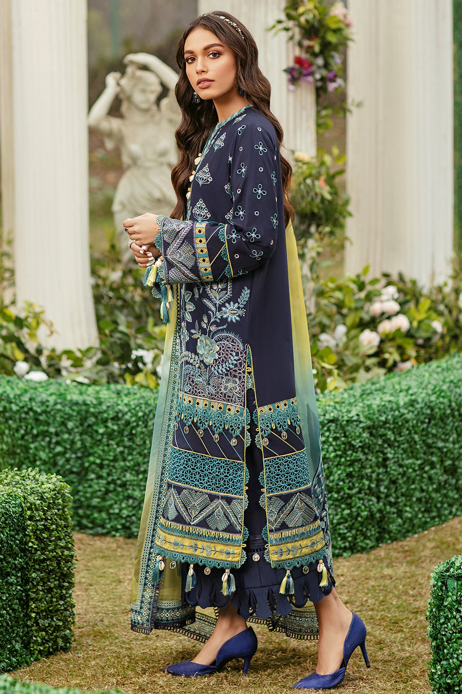 Afrozeh Rhea Garden Of Eve Lawn 2022 Online Shopping