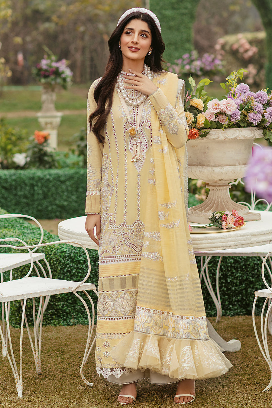 Afrozeh Daphne Garden Of Eve Lawn 2022 Online Shopping