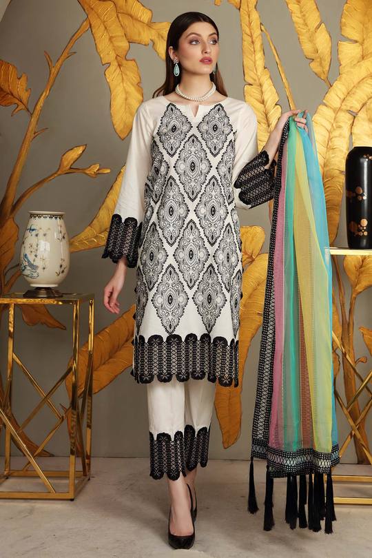 Charizma RM-16 Reem Brosha Lawn 2021