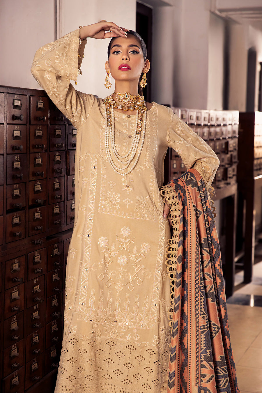 Nureh NEP-04 Embroidered Leather Peach 2022 Online Shopping