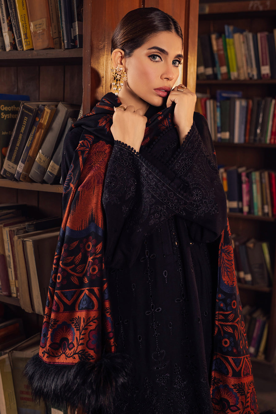 Nureh NEP-08 Embroidered Leather Peach 2022 Online Shopping