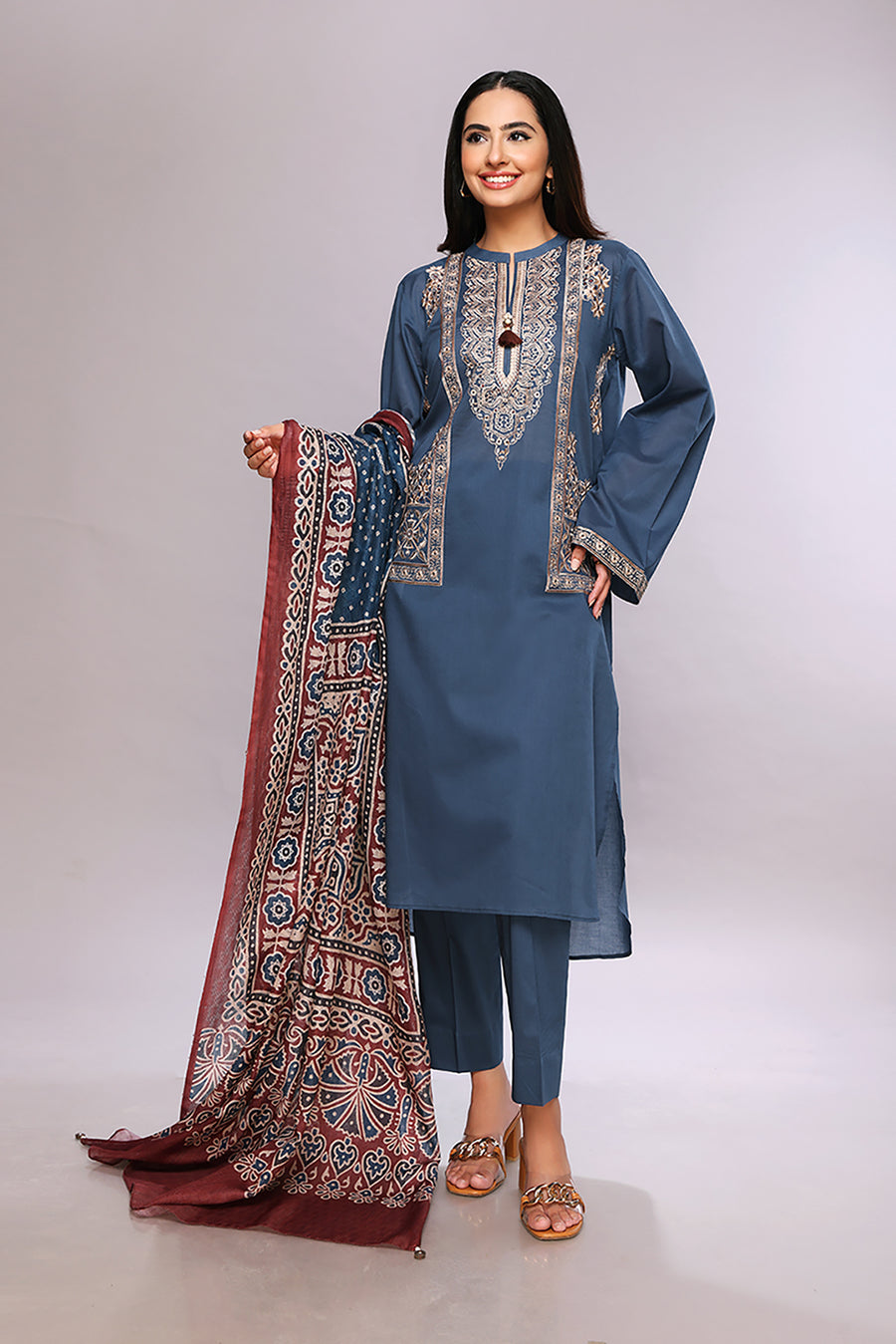 Nishat Linen 42201840-Embroidered 3PC Lawn Collection 2022 Online Shopping