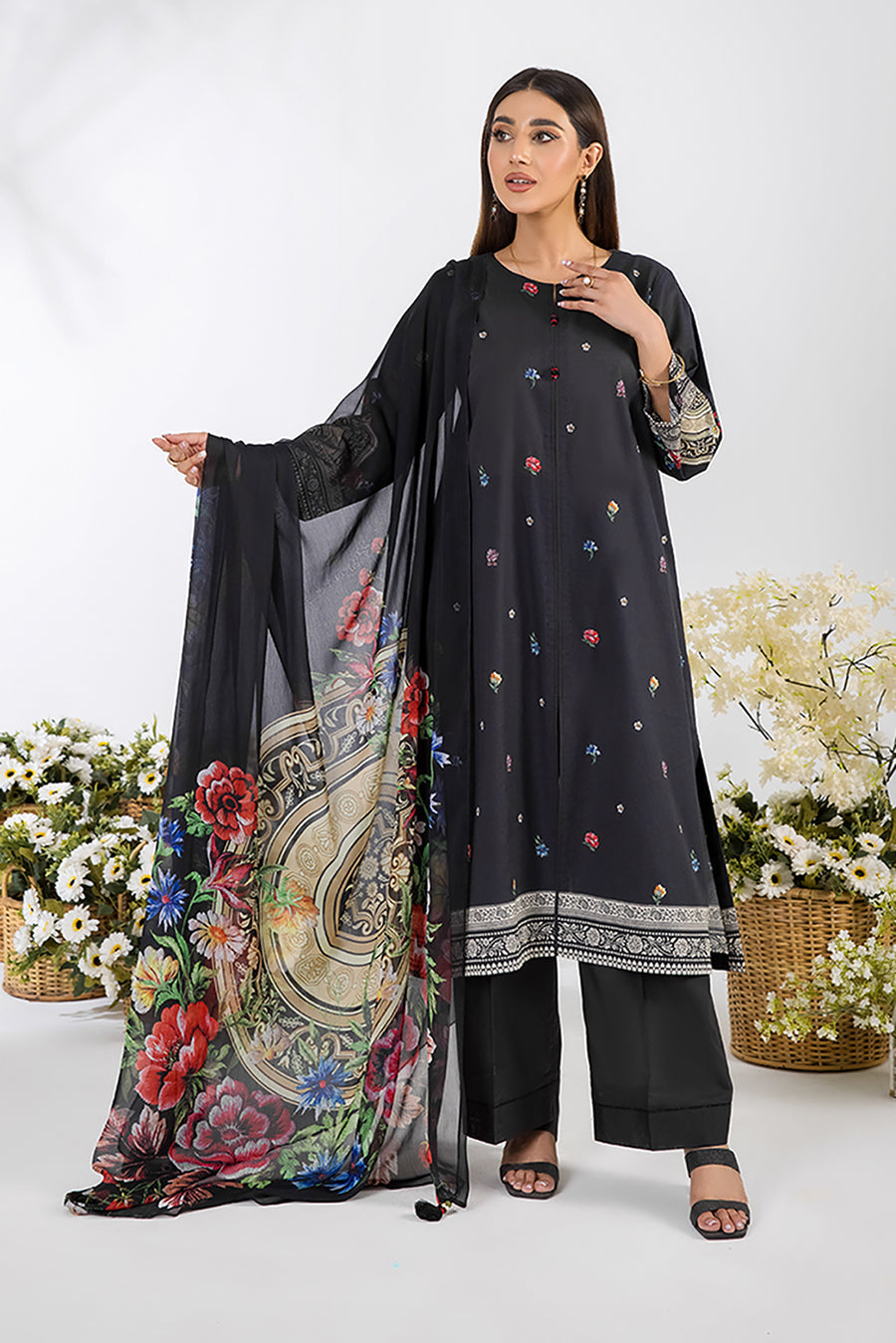 Nishat Linen 42202365-Digital Printed 3PC Lawn Collection 2022 Online Shopping