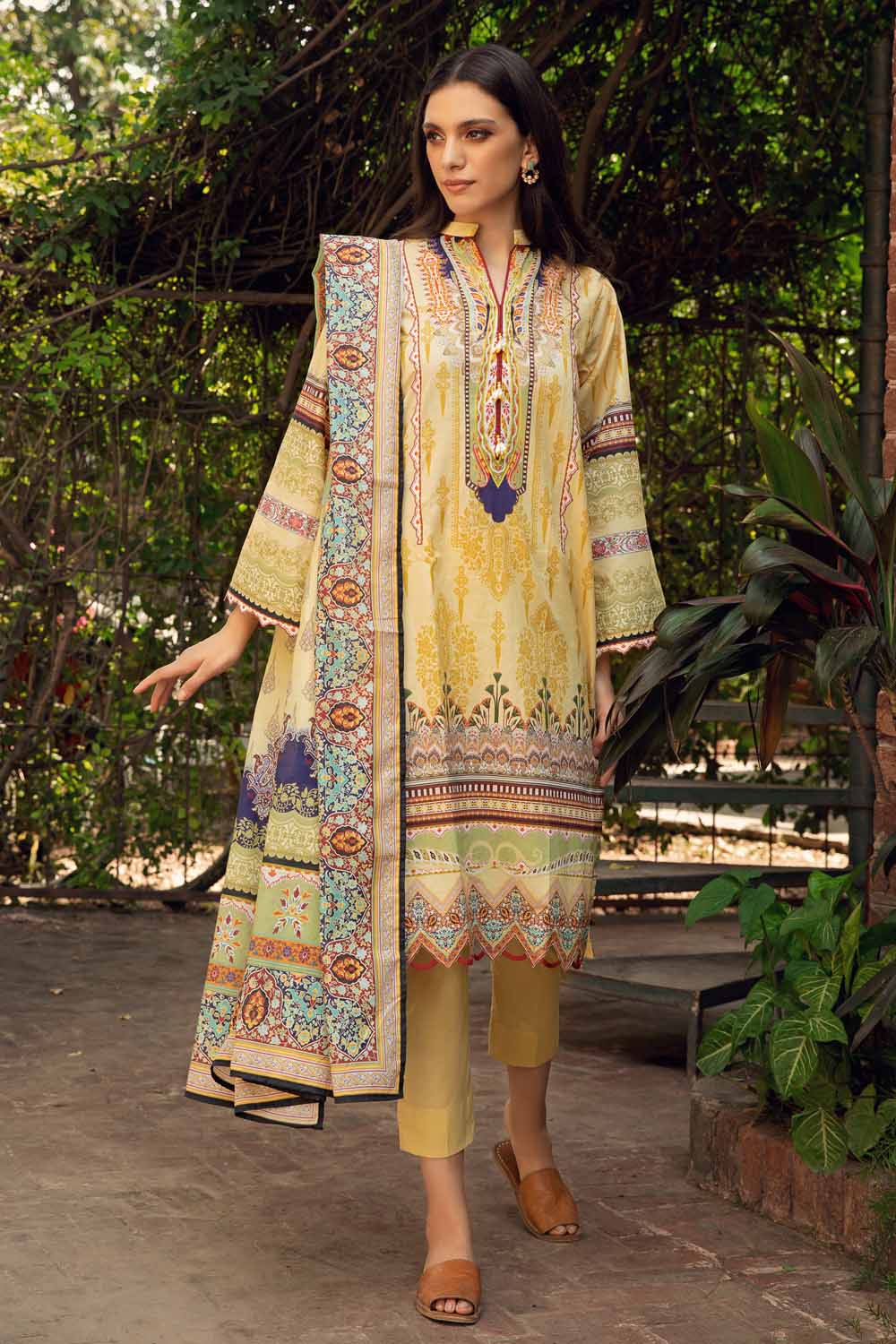 CL-12502 B Gull Ahmed Cambric Midsummer 2021