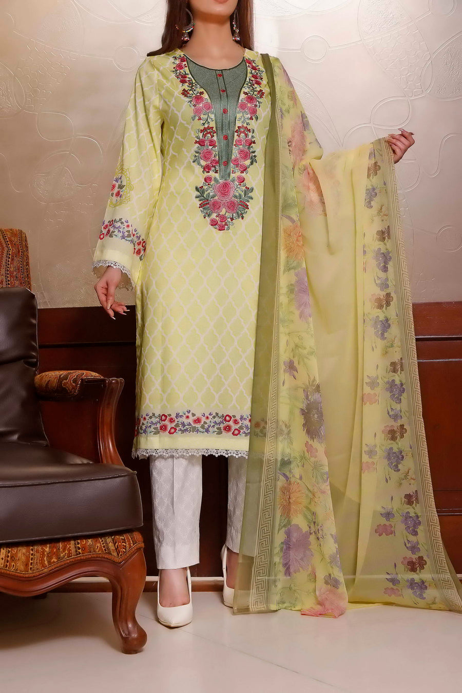 VS 221-02 Reshma Embroidered Lawn 2022 Online Shopping