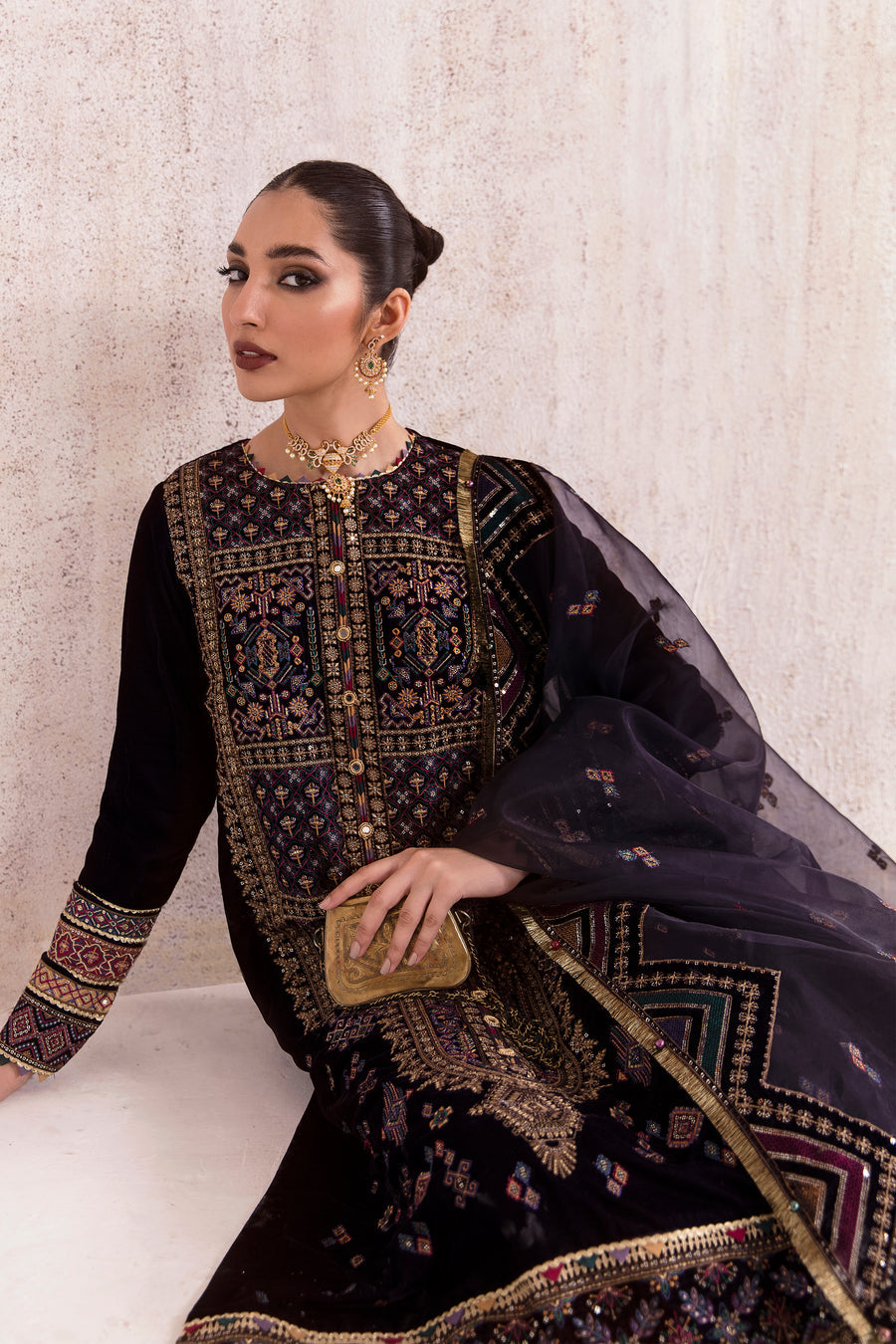 Jazmin Dilaab Velvet Shawl Collection 2022 Online Shopping