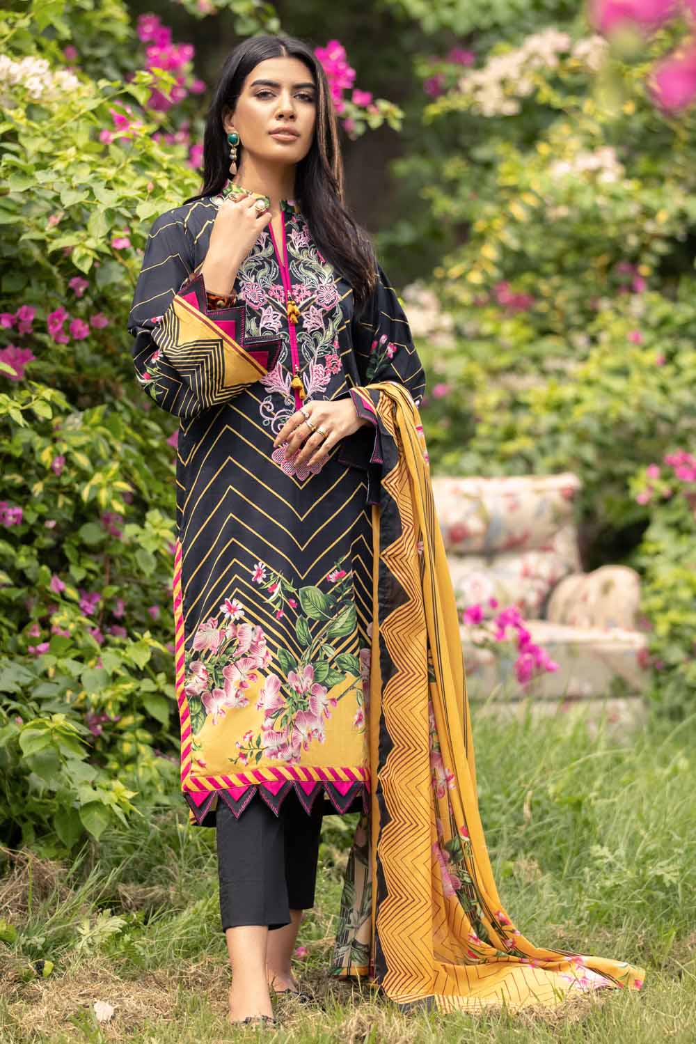 CBE-12013 Gull Ahmed Cambric Midsummer 2021