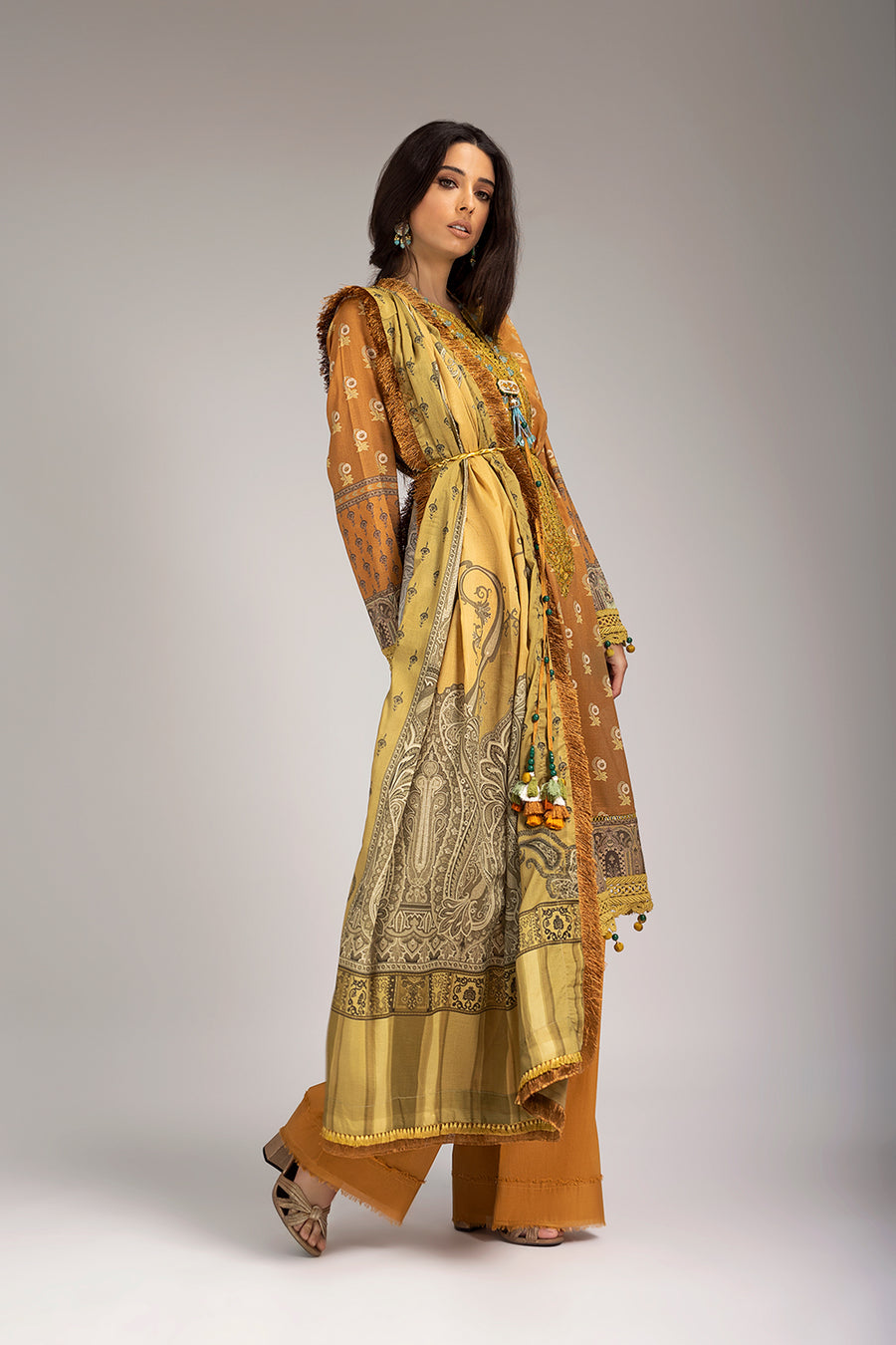 Sobia Nazir Design 2a Lawn Prints 2022 Online Shopping