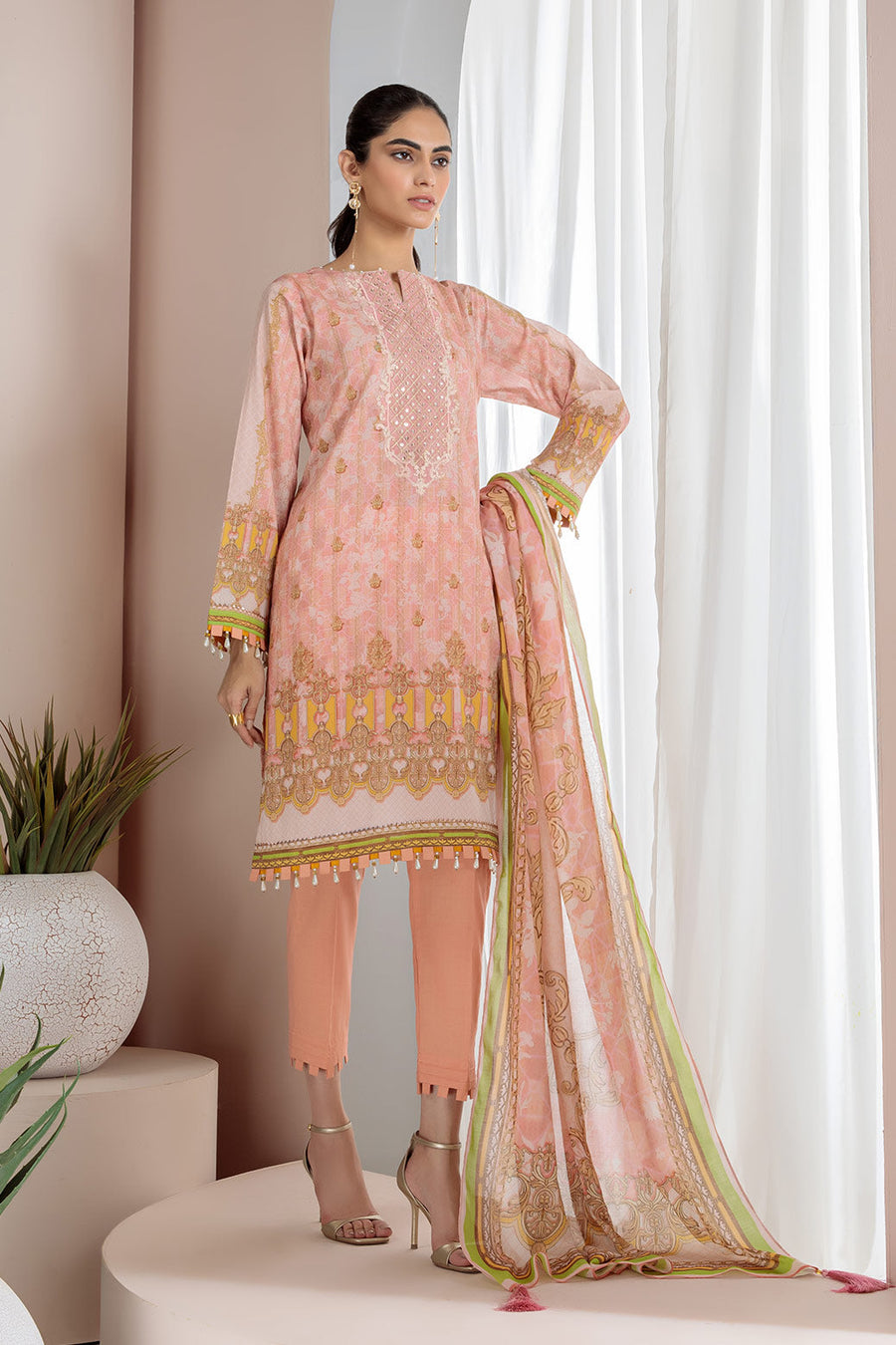 Bonanza Satrangi Aso223p53 Pink Eid Prints 2022 Online Shopping