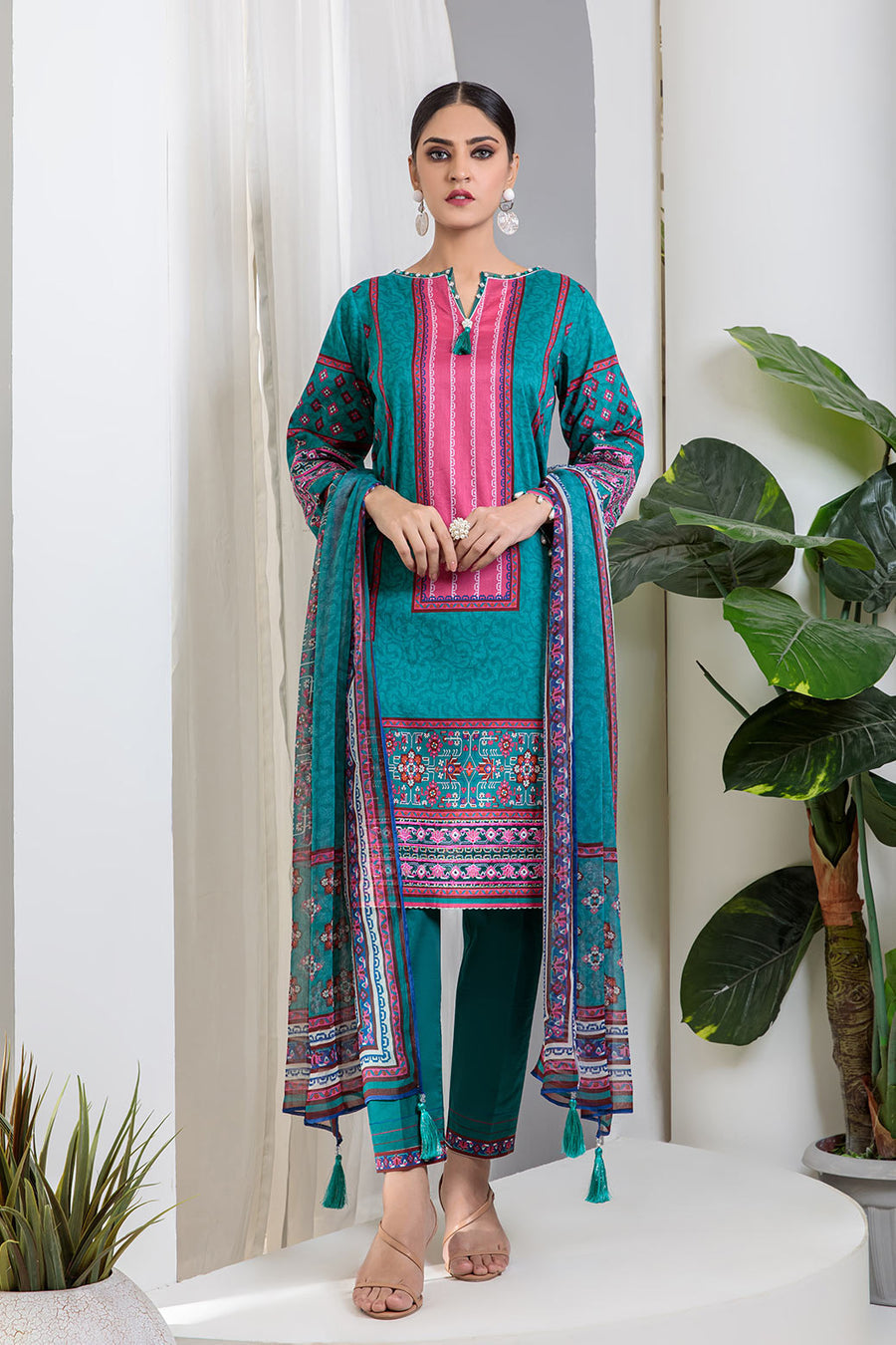 Bonanza Satrangi Everglade Ast223p45 Summer Collection 2022 Online Shopping