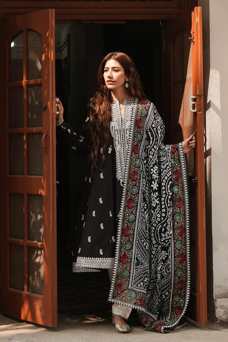 Zara Shahjahan D22 Afreen A Eid Luxury Lawn 2022 Online Shopping
