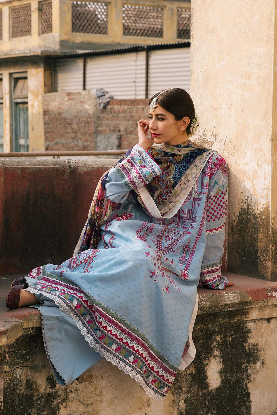 Zara Shahjahan D22 Chaandi A Eid Luxury Lawn 2022 Online Shopping