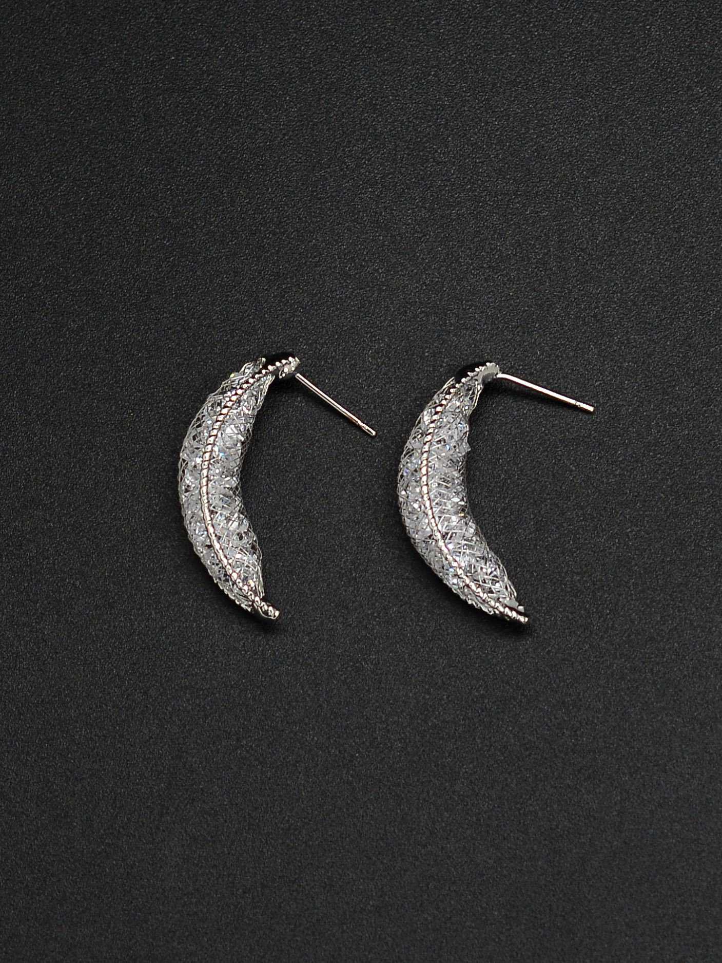 Limelight Crescent Mesh Earrings ET866-FRE-SLR 2019 | Limelight Sale 2020