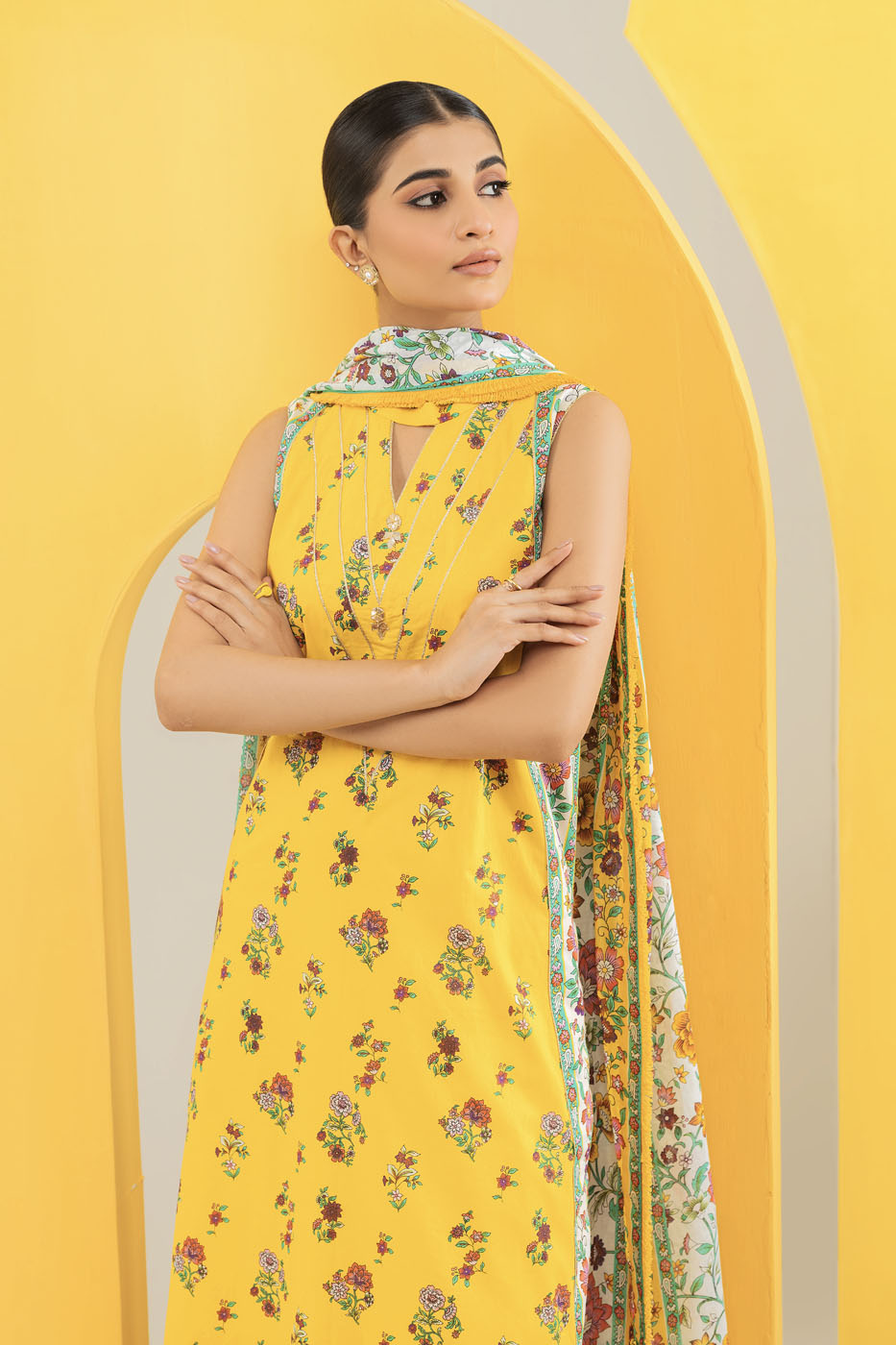 Alkaram MS-26.1-23-Yellow Mid Summer Collection Online Shopping