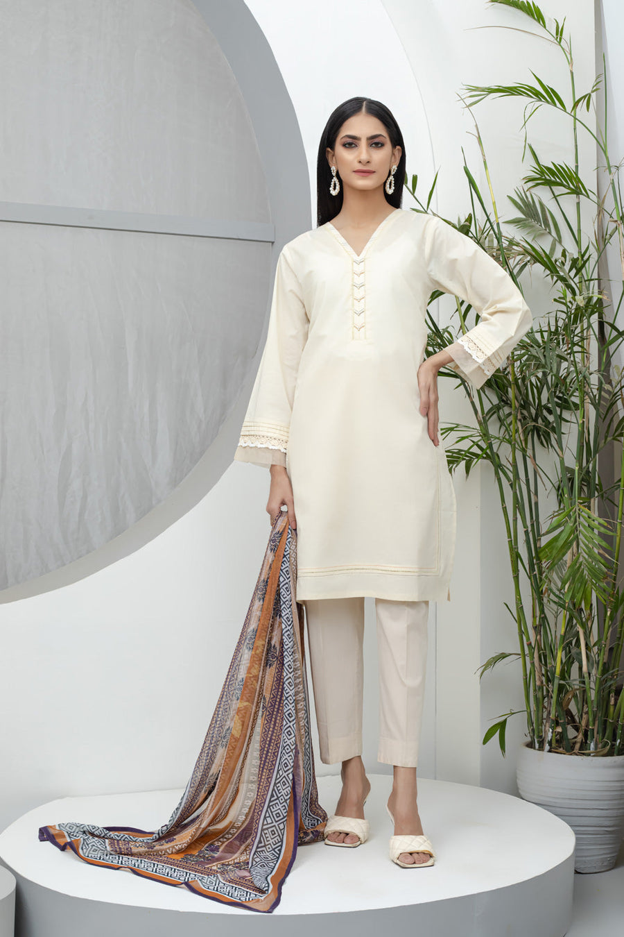 Bonanza Satrangi Cream Lawn Suit Rsk222p14 Eid Pret 2022 Online Shopping