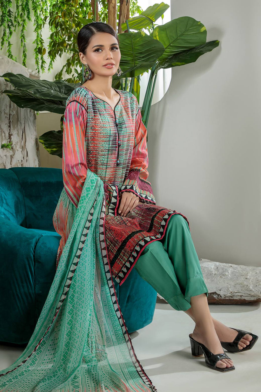 Bonanza Satrangi Hayat Rso222p19 Summer Collection 2022 Online Shopping