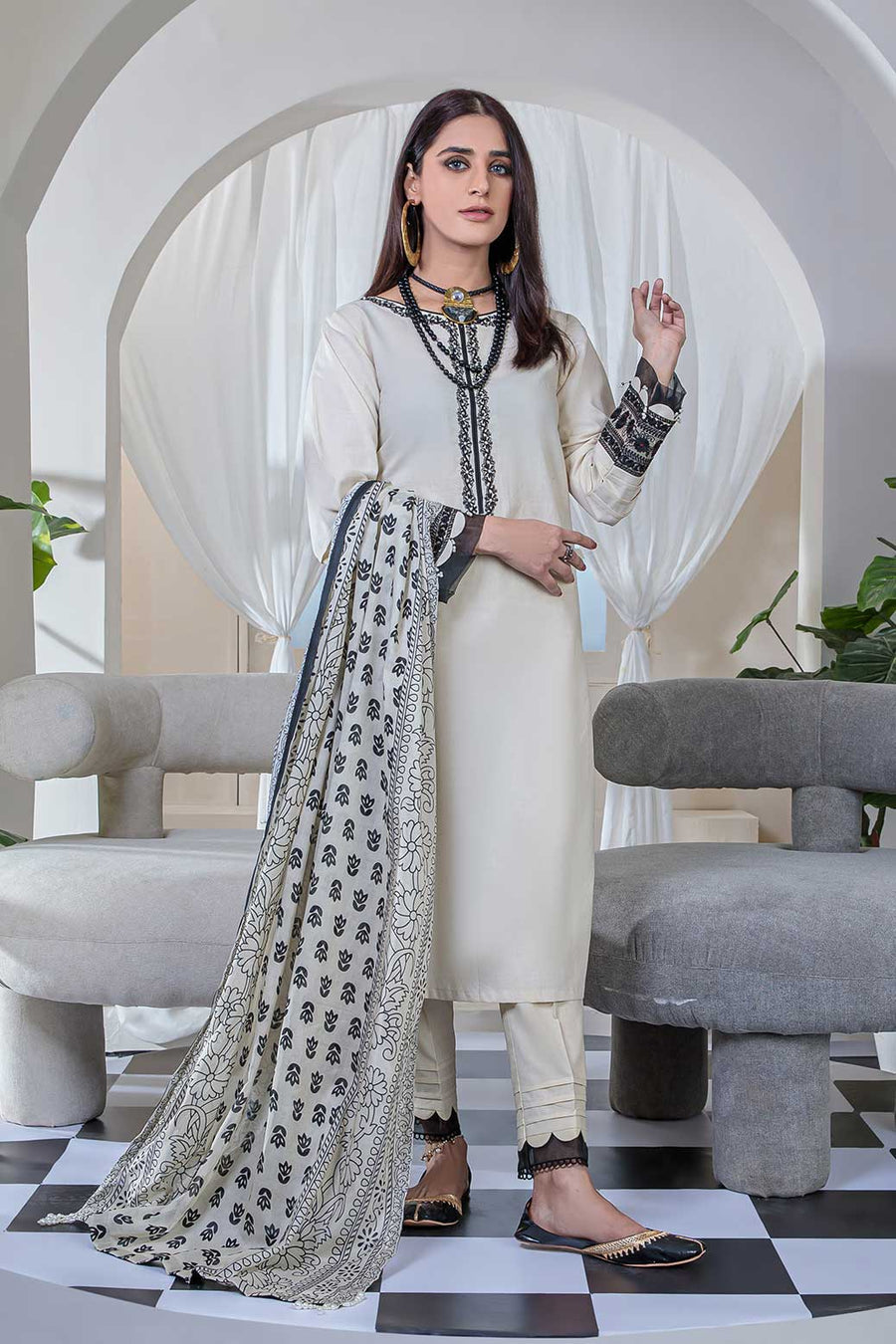 Bonanza Satrangi Cream Lawn Suit Rso223p02 Summer Collection 2022 Online Shopping