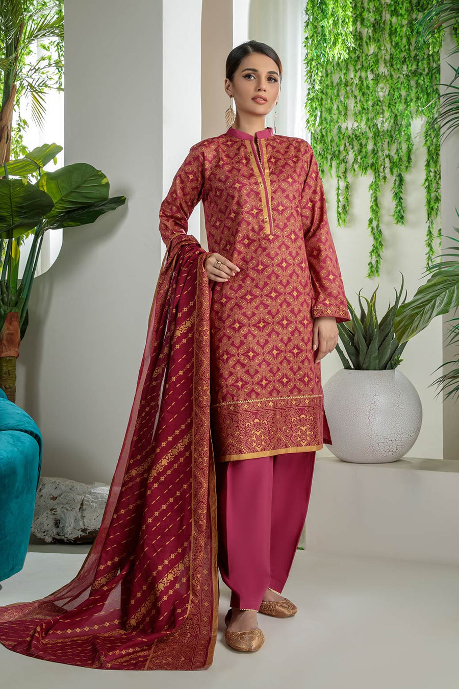 Bonanza Satrangi Red Lawn Suit Rso223p07 Summer Collection 2022 Online Shopping
