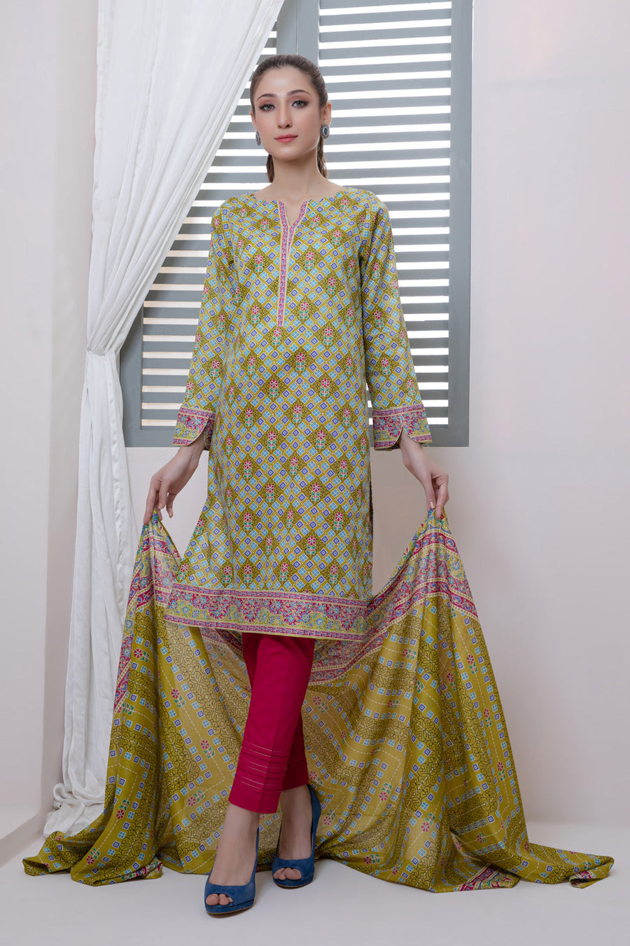 Bonanza Satrangi Green Lawn Suit Ssk223p25 Eid Pret 2022 Online Shopping