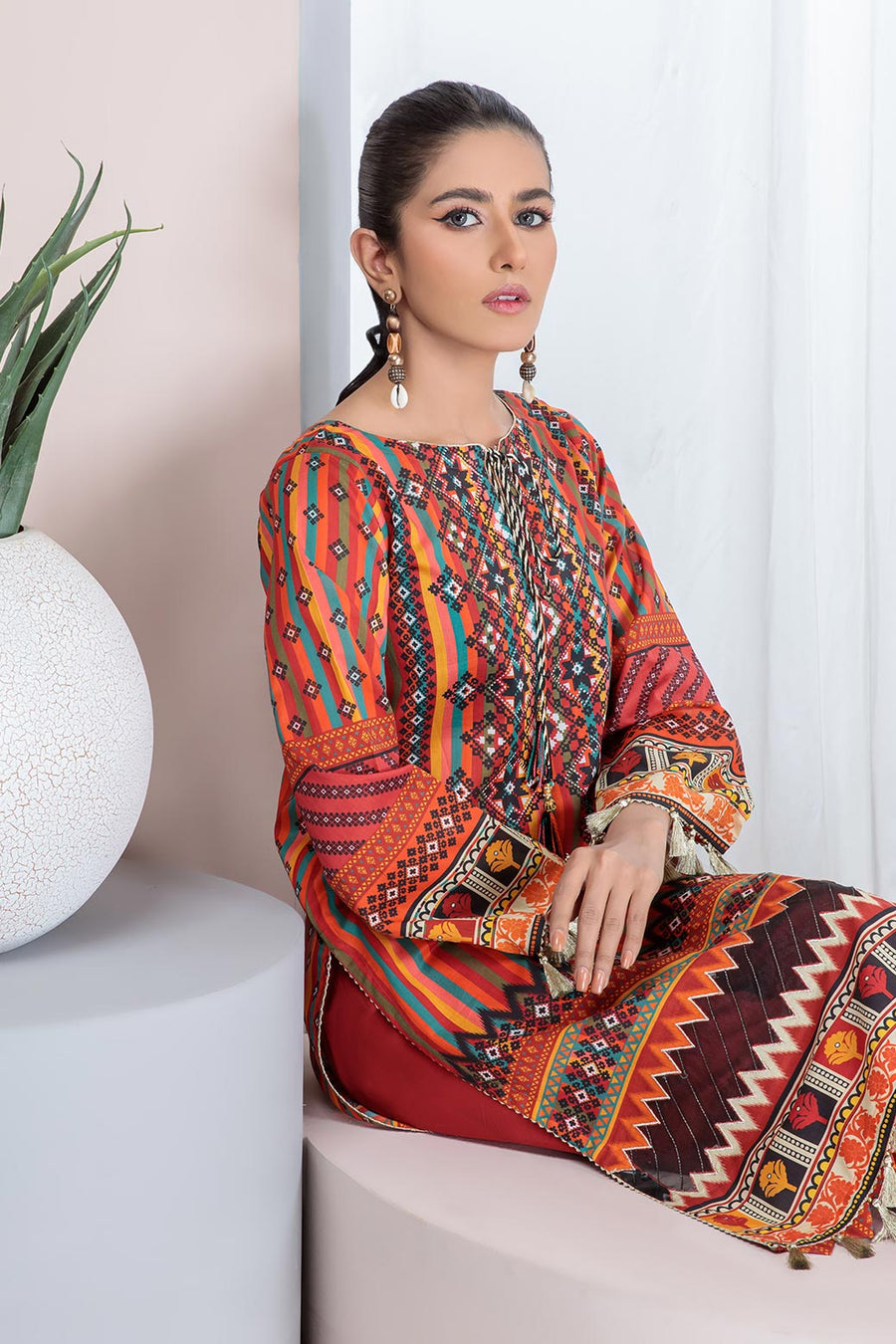 Bonanza Satrangi Tribular Sso222p18 Summer Collection 2022 Online Shopping