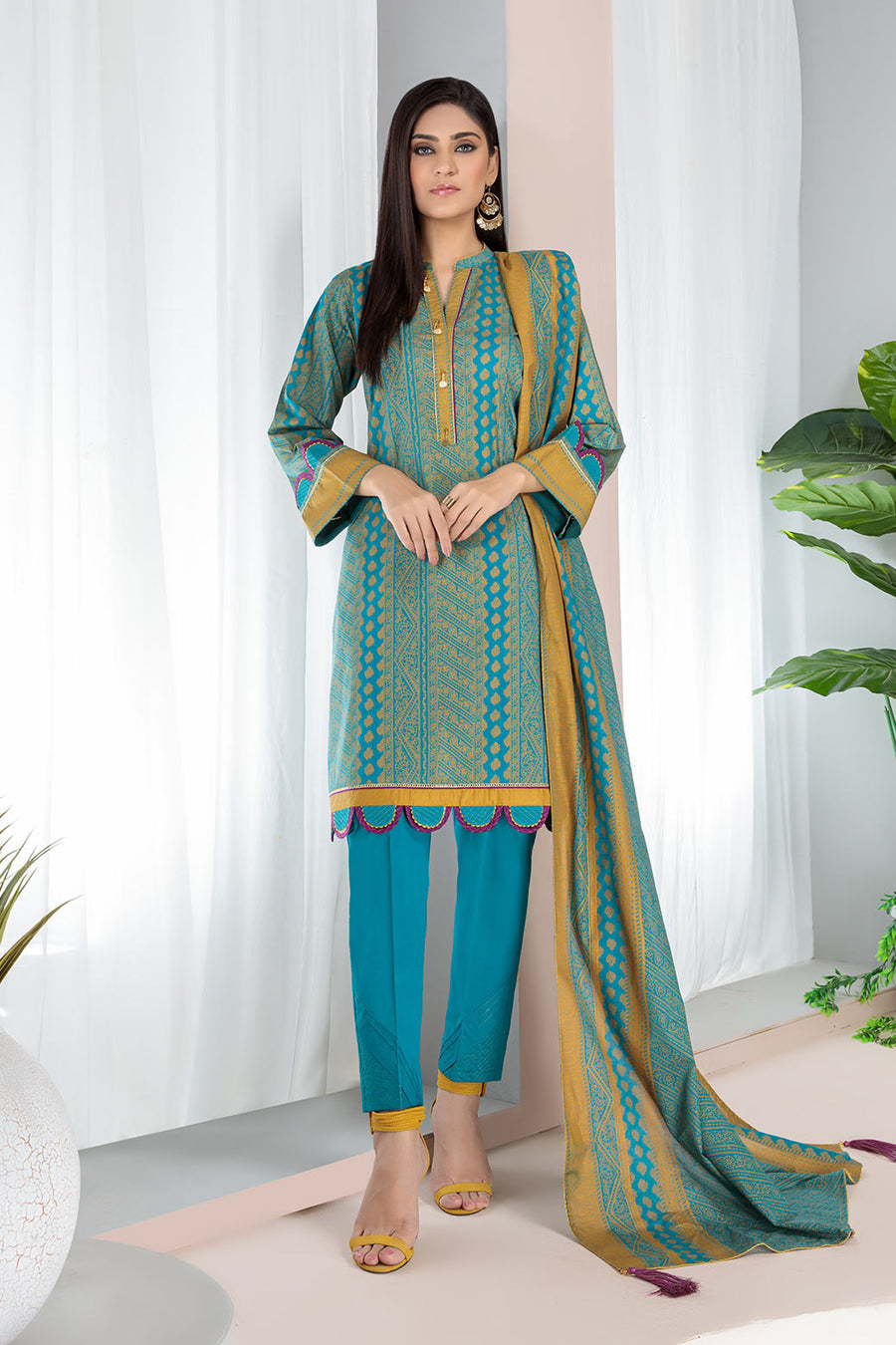 Bonanza Satrangi D Green Lawn Suit Sso223p09 Summer Collection 2022 Online Shopping