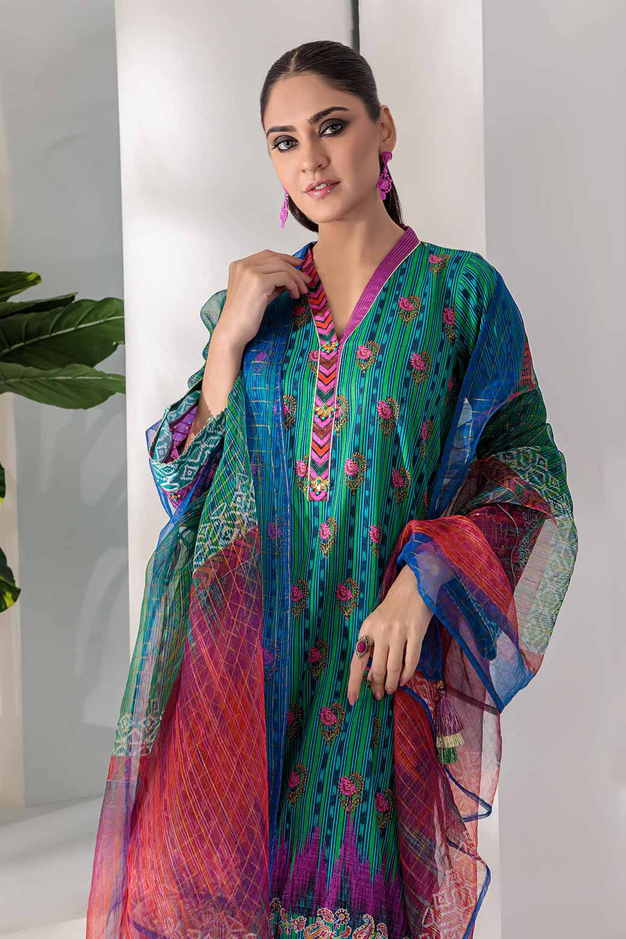 Bonanza Satrangi Fern Sst223p49 Summer Collection 2022 Online Shopping